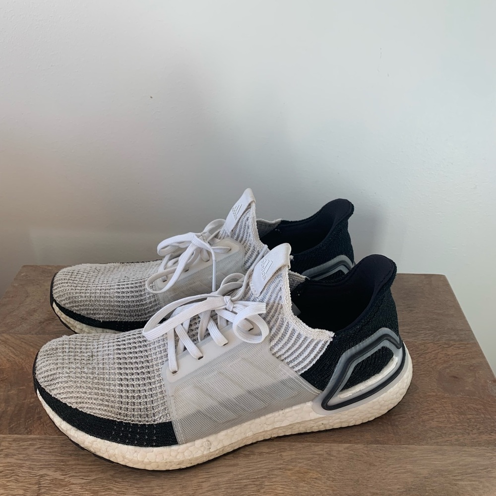 Men’s Adidas Pure boost Sz 10 Oreo